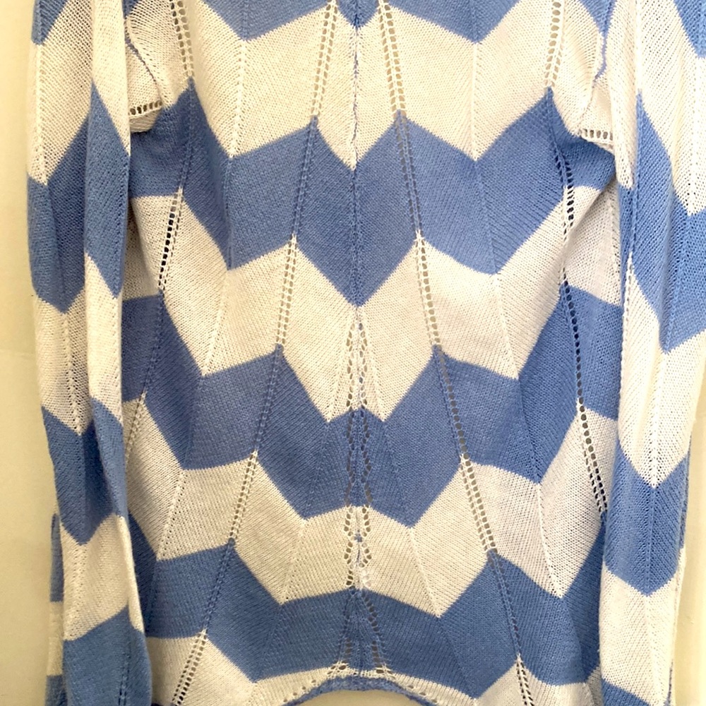 Pretty Cardigan - Picture 4 of 5